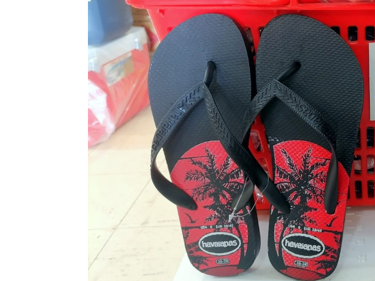 HAVAIANAS SLIPPERS