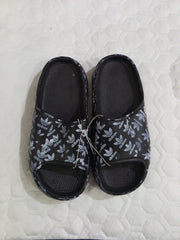 ROCKEY SLIPPER